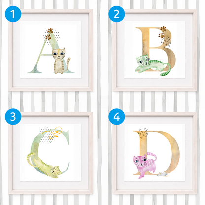 Cuadro con inicial de nombre: Ilustración de gatos