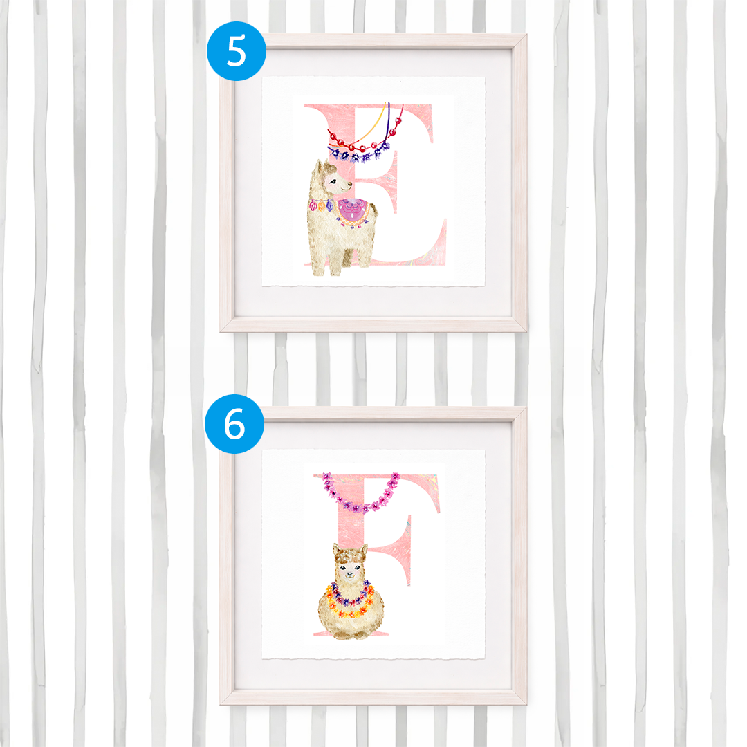 Cuadro con inicial de nombre: Ilustración de llamas