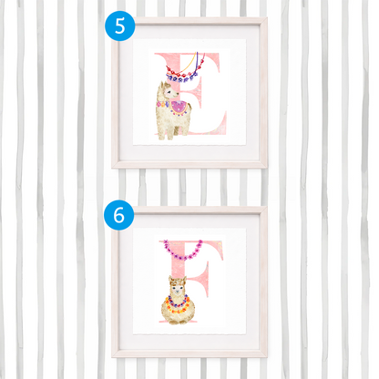 Cuadro con inicial de nombre: Ilustración de llamas