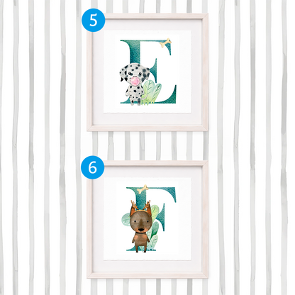 Cuadro con inicial de nombre: Ilustración de perros