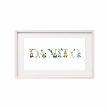 Cuadro con nombres decorados con motivos de búhos