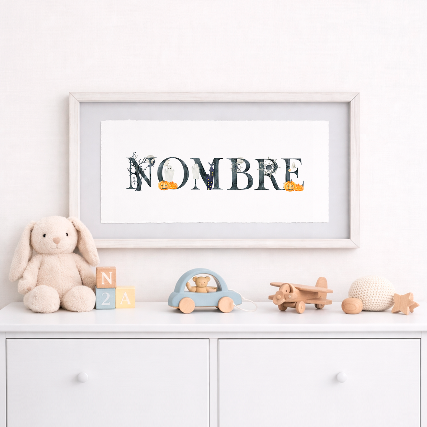 Cuadro con nombres decorados con motivos de halloween