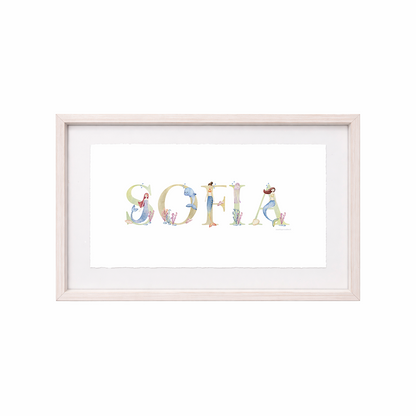 Cuadro con nombres decorados con motivos de sirenas